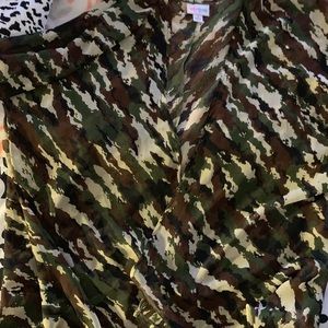 Lularoe CAMO Bianka